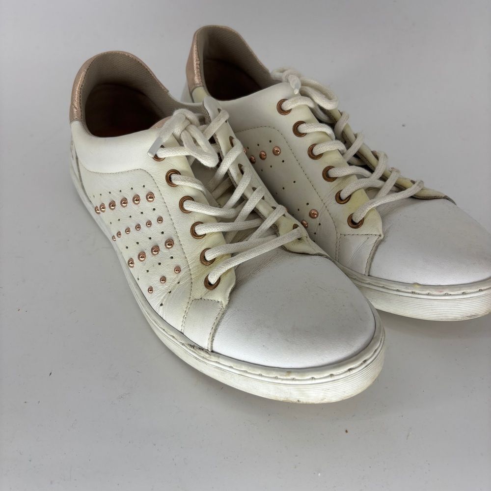 Bull boxer Women's White and rose Gold studded Sneakers 8 or 39